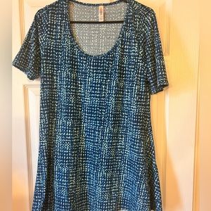LuLaRoe Perfect T